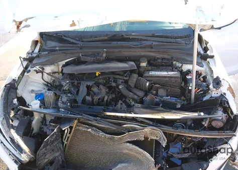 2018 Hyundai Elantra Gt z USA, uszkodzony, nr VIN KMHH35LE0JU016526